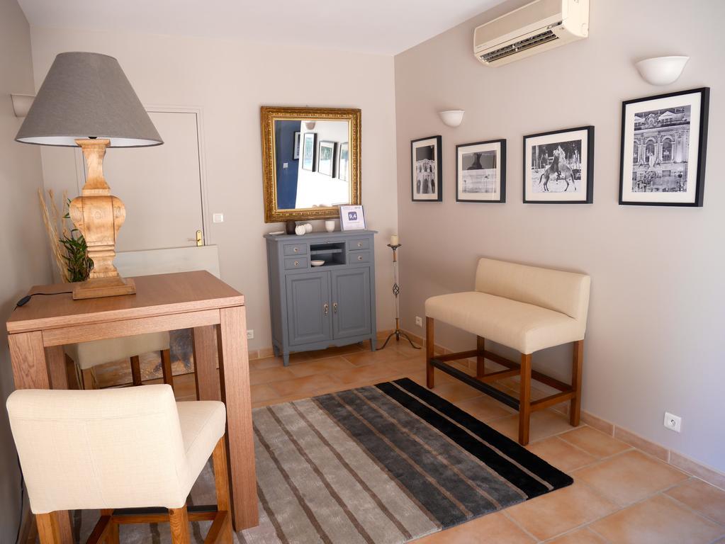 Le Relais D'Angelique Bed and Breakfast Lunel  Exteriör bild