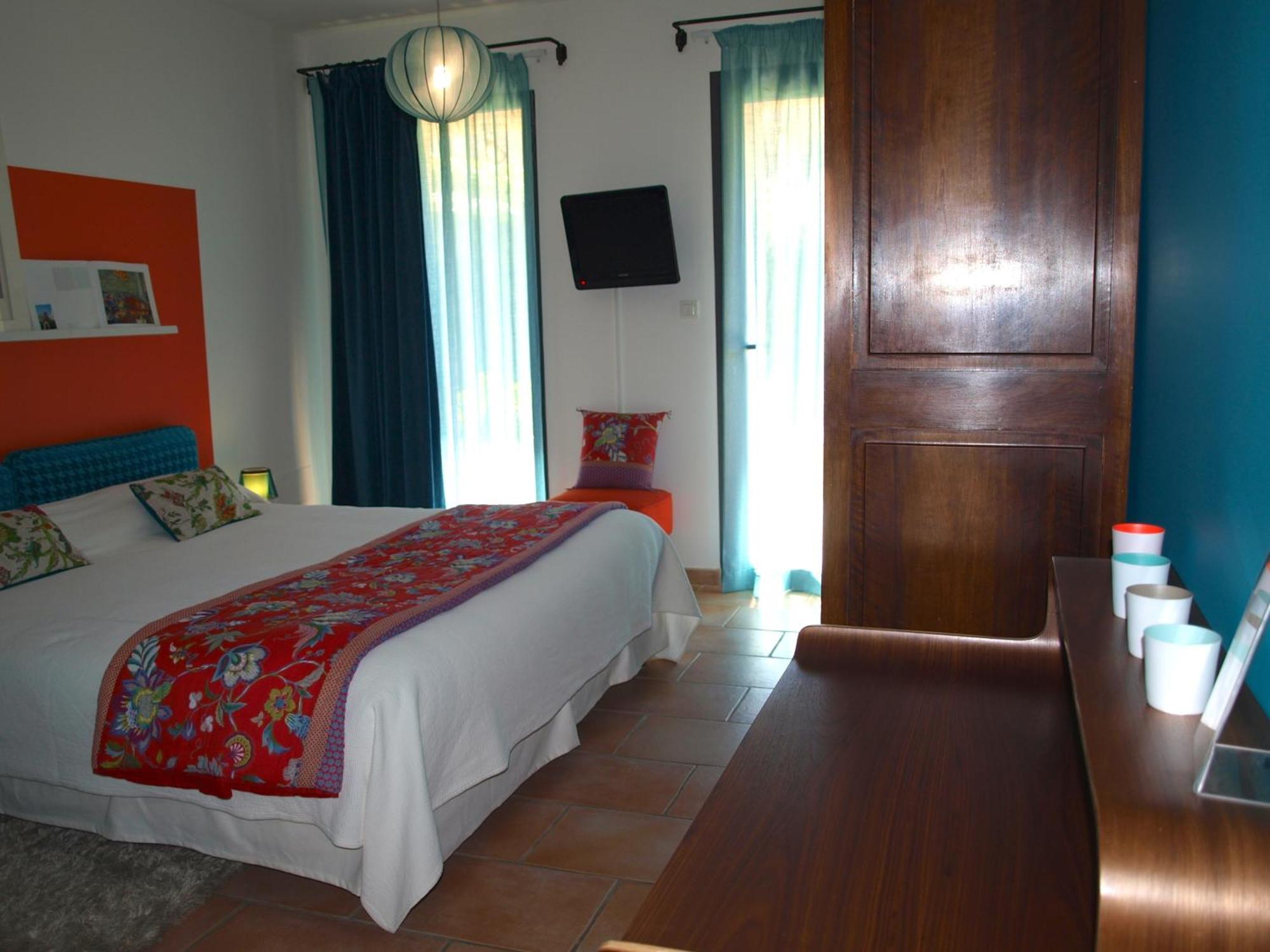 Le Relais D'Angelique Bed and Breakfast Lunel  Rum bild
