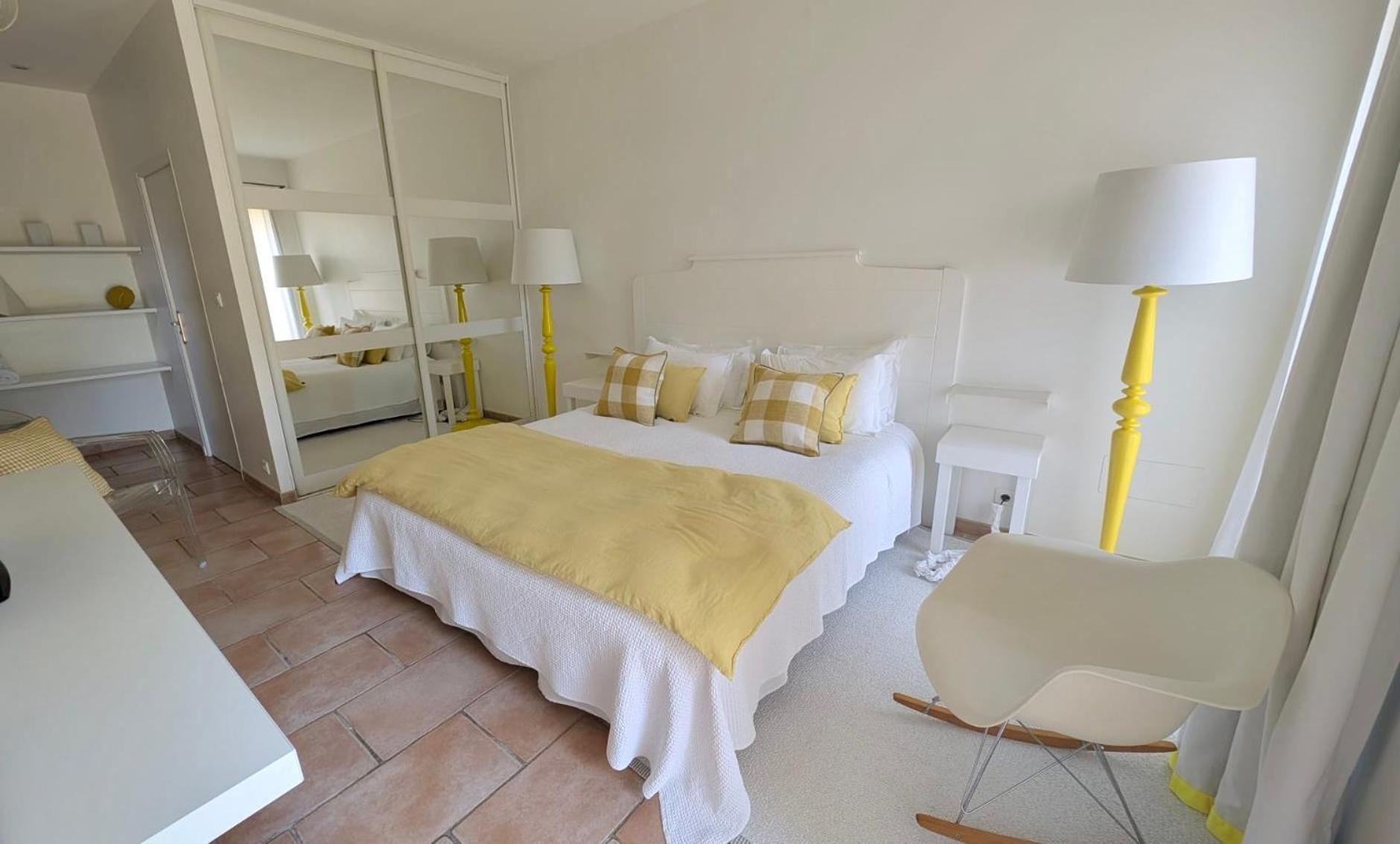 Le Relais D'Angelique Bed and Breakfast Lunel  Exteriör bild