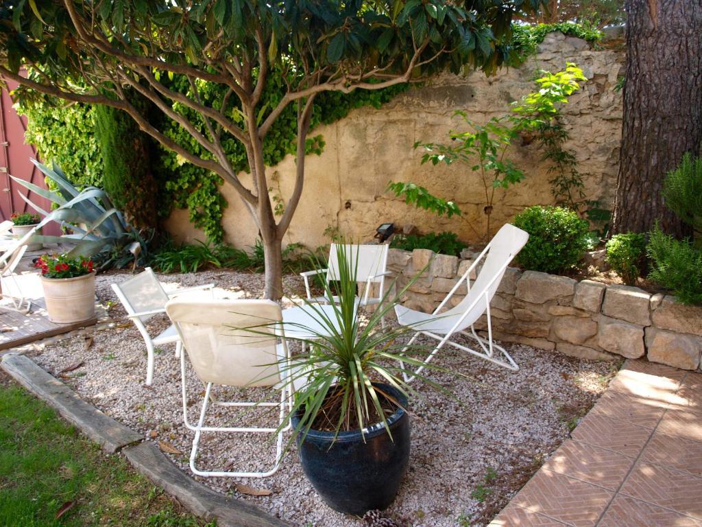 Le Relais D'Angelique Bed and Breakfast Lunel  Exteriör bild